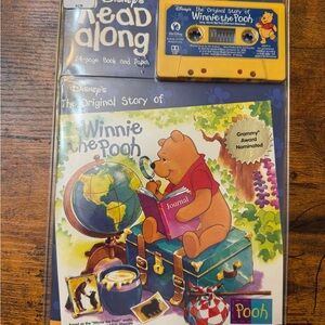 Disney Winnie the Pooh Storybook Set - Blue and Yellow